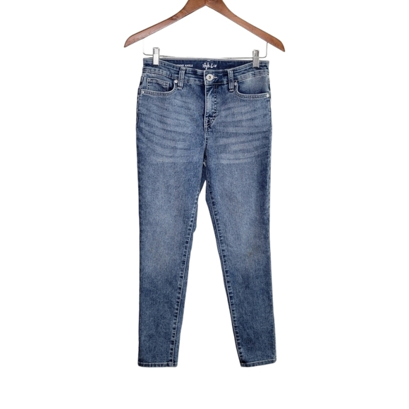 Style & Co. Denim - Style & Co Skinny Ankle Mid-Rise Medium Wash Jeans Women's Size 4 Petite